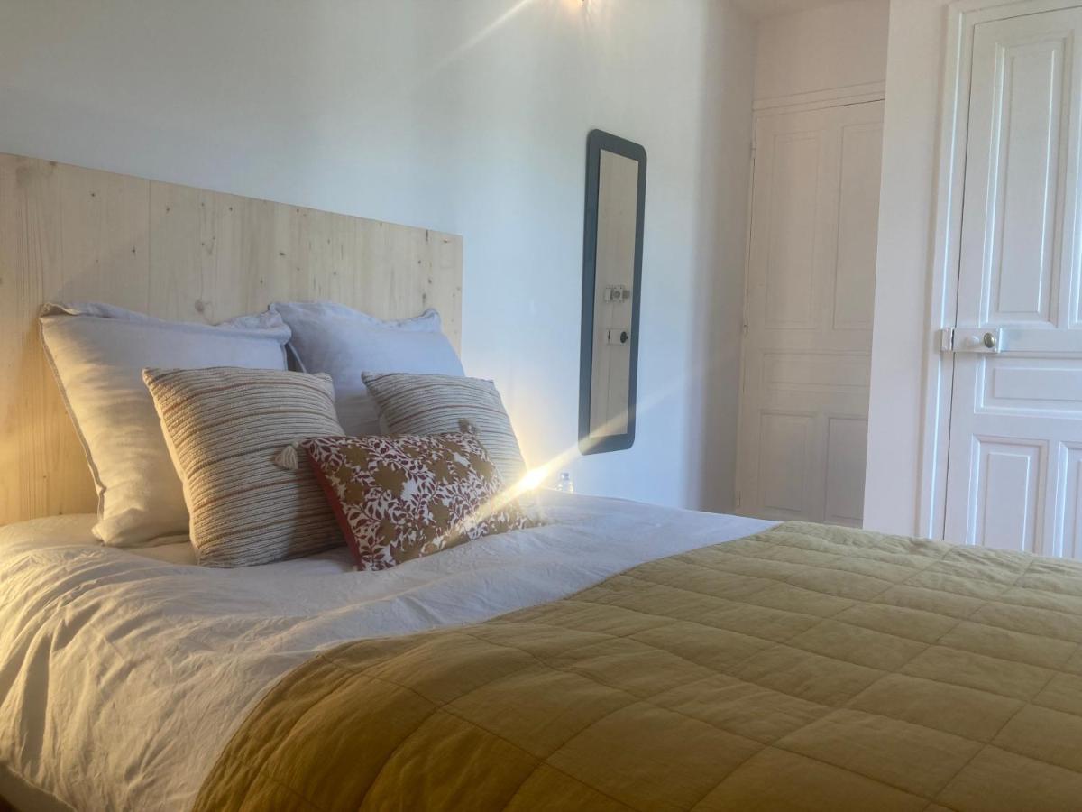 Chambres D Hotes Du Moulin A Papier Σαιν-Μπριέκ Εξωτερικό φωτογραφία